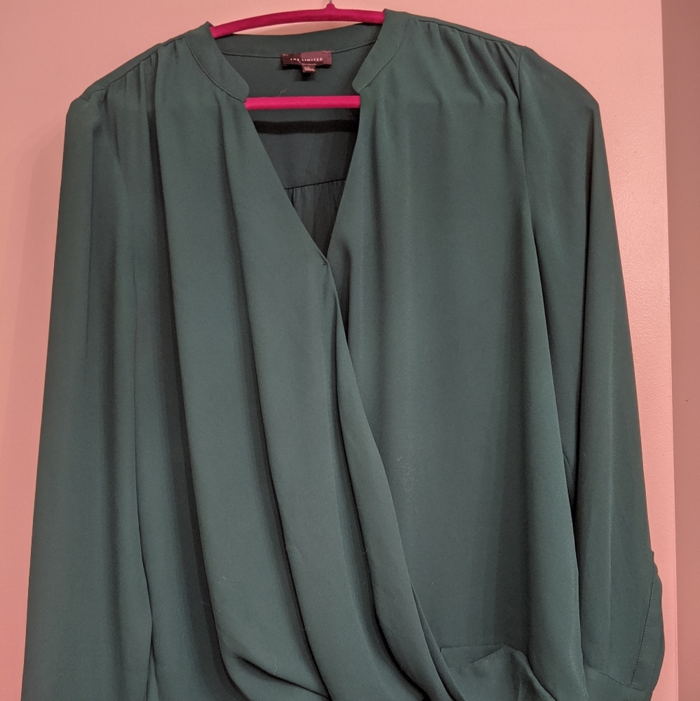 ⭐Faux wrap blouse The limited
